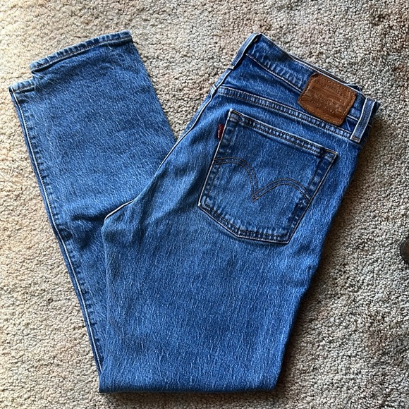 Levi’s Wedgie Icon Jeans - Picture 1 of 11